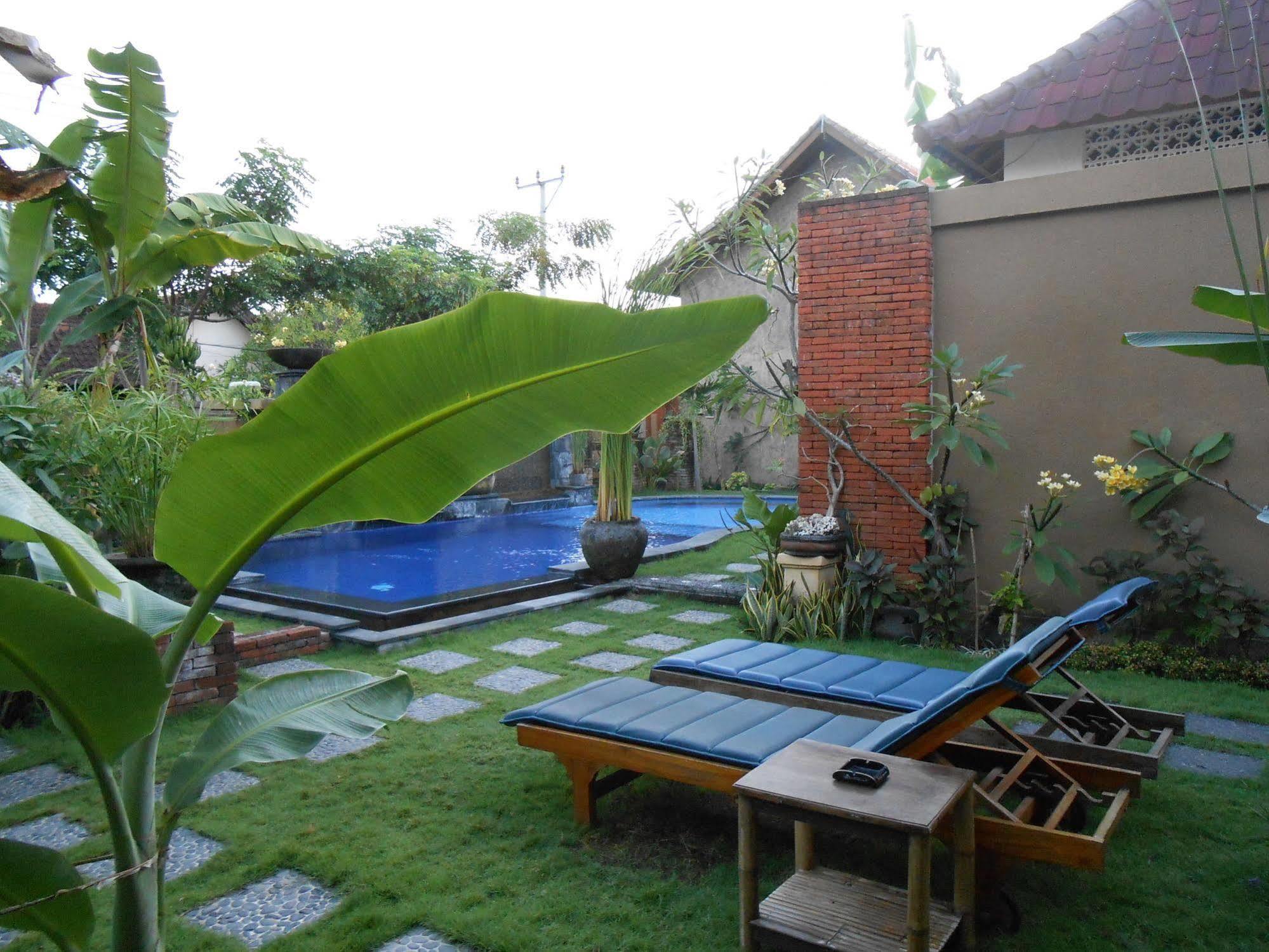 Praschita Bali Hotel Sanur  Exterior photo