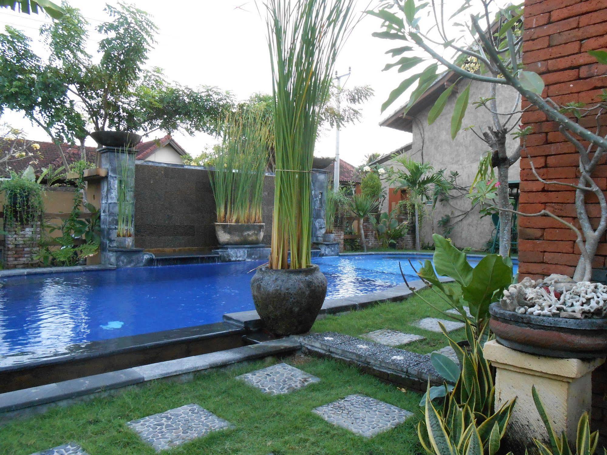 Praschita Bali Hotel Sanur  Exterior photo